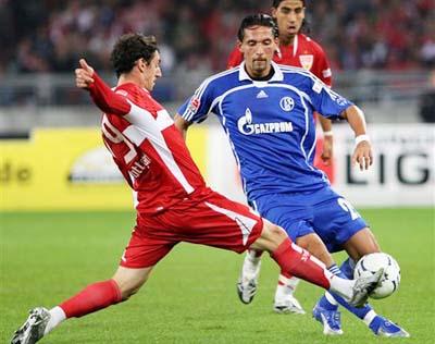 在足球比赛 在足球比赛